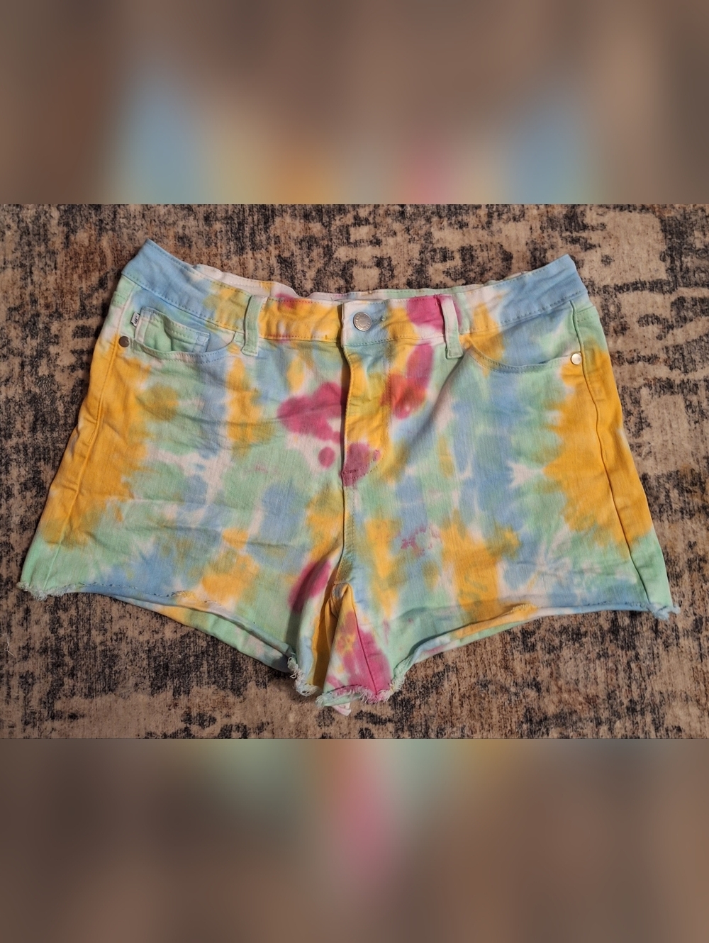 Judy Blue Tie-Dye Jean Shorts. Sz L